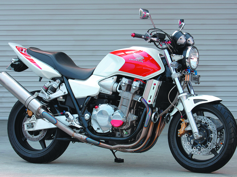 CB1300SF